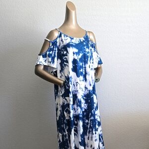 Women's plus size dress